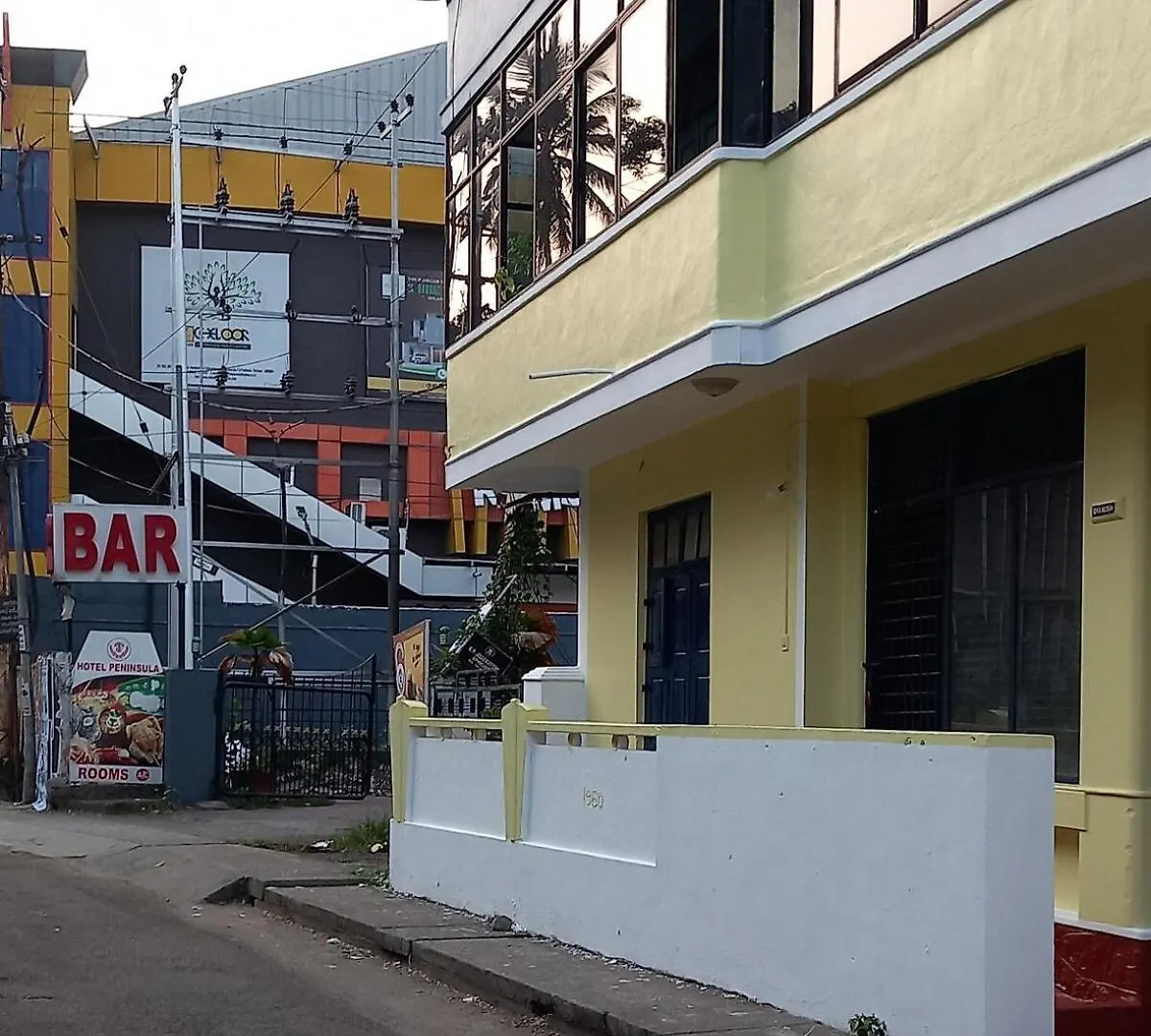 Maya Str Thrissur Apartman